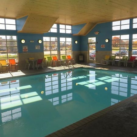 Comfort Inn & Suites - Chisago City Eksteriør billede