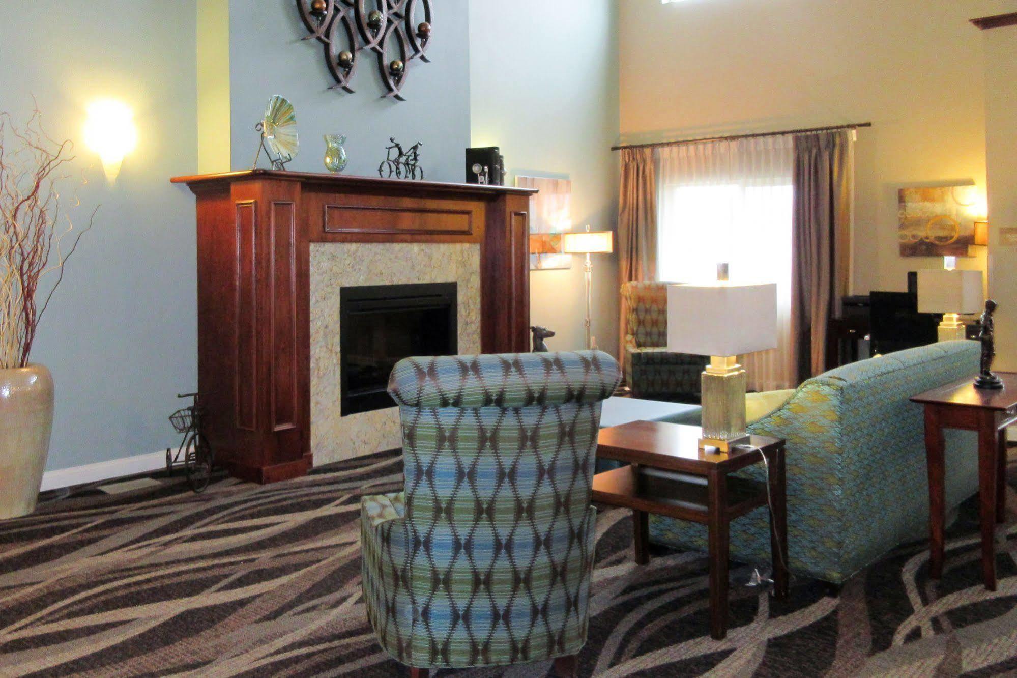 Comfort Inn & Suites - Chisago City Eksteriør billede